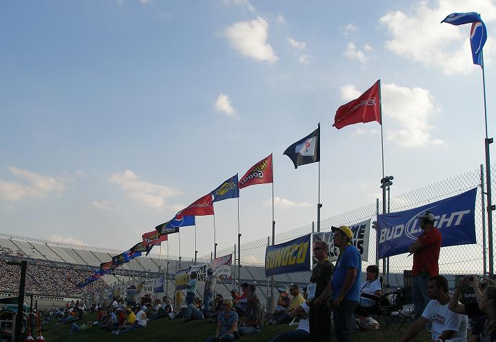 Dover Downs, time to race